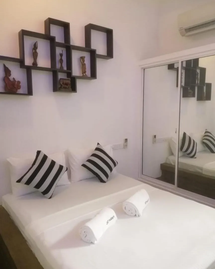 Pensionat Beach Hotel D87 Negombo